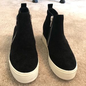 Steve Madden Wedgie sneaker